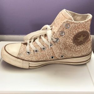 High top Converse